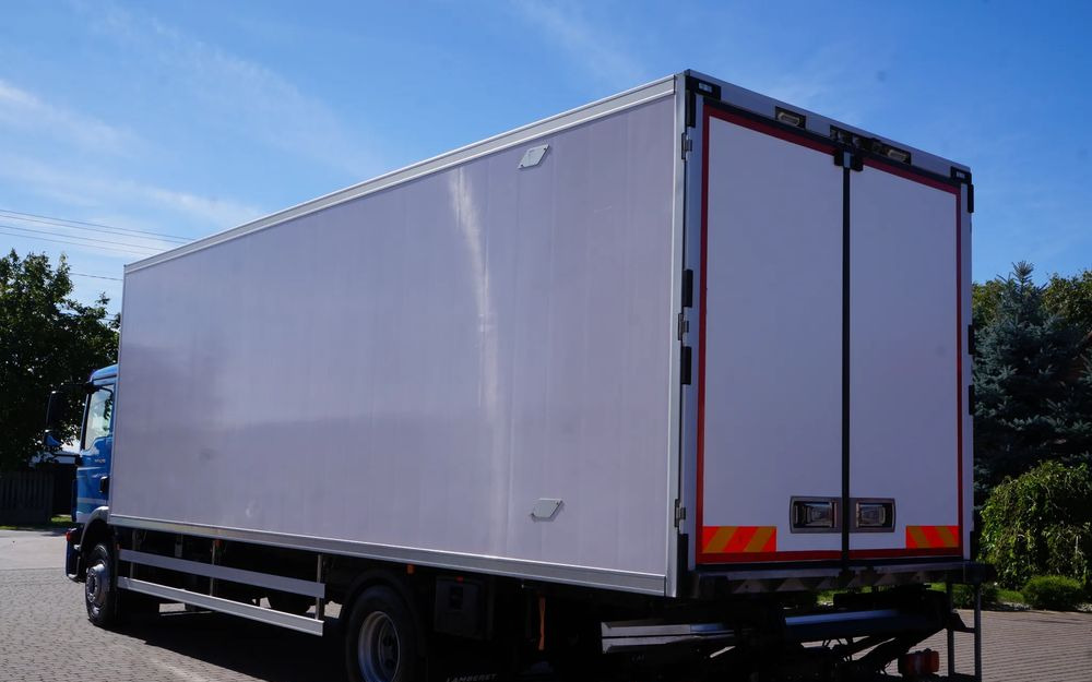 MAN TGM 15.250 EURO 6 CHŁODNIA LAMBERET ŁAD 7.300 KG NISKI PRZEBIEG - Hűtős teherautó: 4 kép. MAN TGM 15.250 EURO 6 CHŁODNIA LAMBERET ŁAD 7.300 KG NISKI PRZEBIEG - Hűtős teherautó: 4 kép.