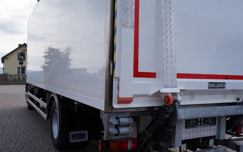 MAN TGM 18.250 EURO 6 CHŁODNIA KONTENER 7.50 m 199 TYS KM - Hűtős teherautó: 5 kép. MAN TGM 18.250 EURO 6 CHŁODNIA KONTENER 7.50 m 199 TYS KM - Hűtős teherautó: 5 kép.