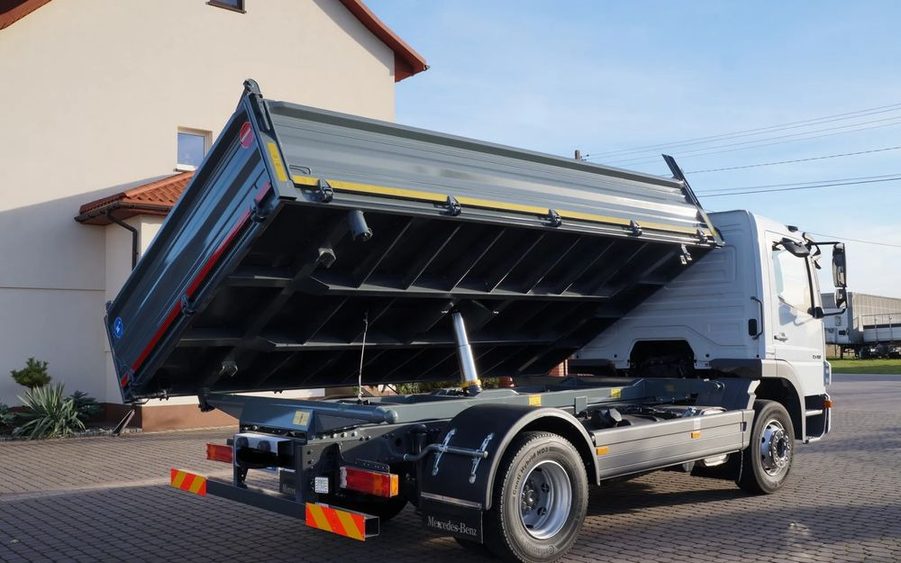 Mercedes-Benz ATEGO 1518 EURO 5 WYWROTKA 3 STRONNA KIPER 1524 - Billenőplatós teherautó: 5 kép. Mercedes-Benz ATEGO 1518 EURO 5 WYWROTKA 3 STRONNA KIPER 1524 - Billenőplatós teherautó: 5 kép.