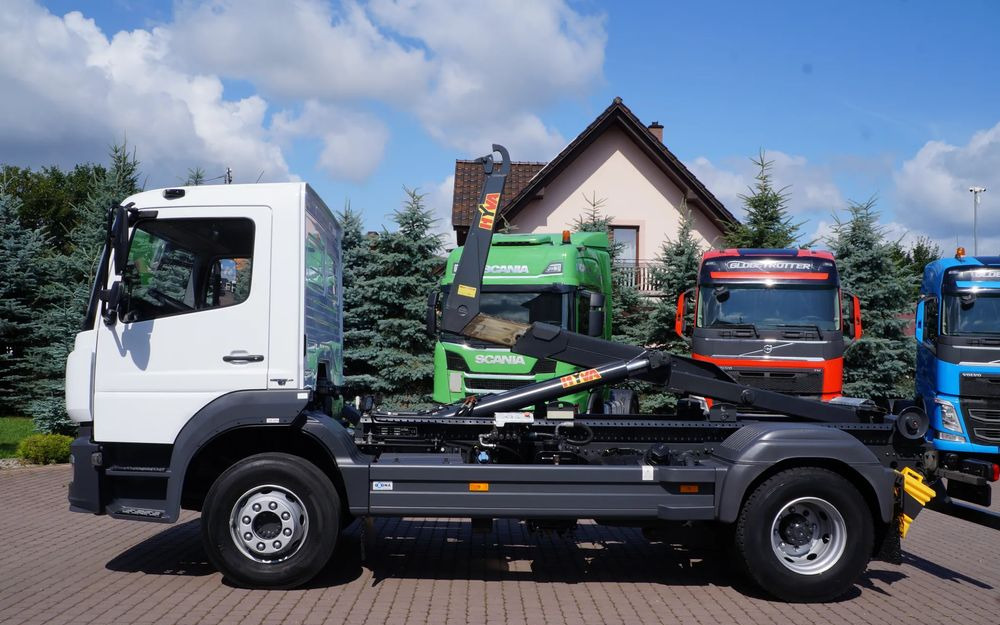 Mercedes-Benz ATEGO 1621 1624 EURO 6 HAKOWIEC HYVA DMC 16.000 KG ŁAD. 10.000 KG NISKI PRZEBIEG - Horgos rakodó teherautó: 3 kép. Mercedes-Benz ATEGO 1621 1624 EURO 6 HAKOWIEC HYVA DMC 16.000 KG ŁAD. 10.000 KG NISKI PRZEBIEG - Horgos rakodó teherautó: 3 kép.