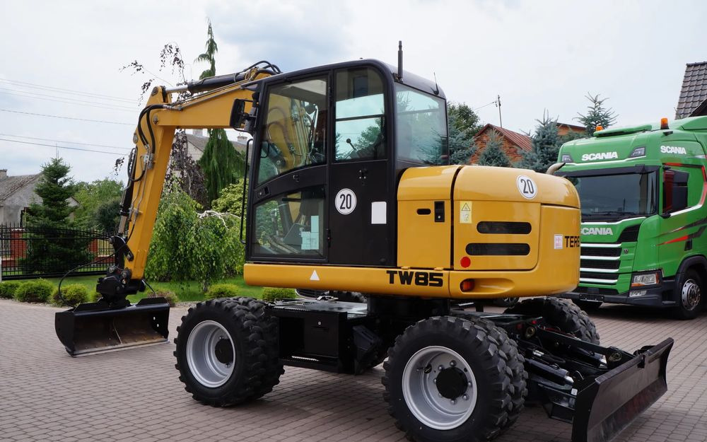 Terex TW 85 Koparka kołowa Sprowadzona silnik DEUTZ Stan Wzorowy - Gumikerekes kotró: 1 kép. Terex TW 85 Koparka kołowa Sprowadzona silnik DEUTZ Stan Wzorowy - Gumikerekes kotró: 1 kép.