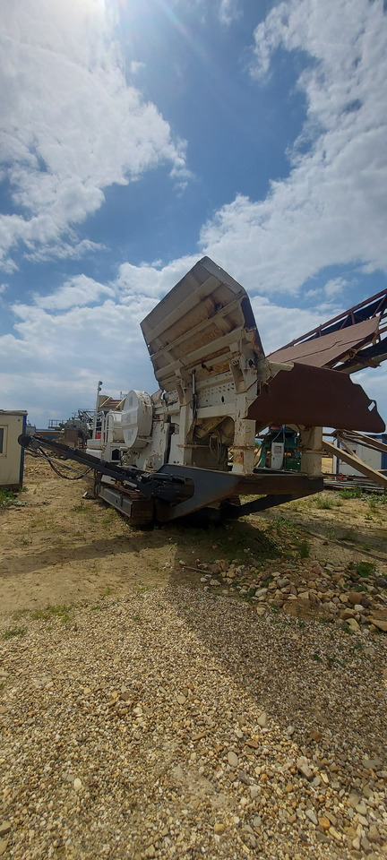 METSO LT 116 - Mobil törőgép: 2 kép. METSO LT 116 - Mobil törőgép: 2 kép.