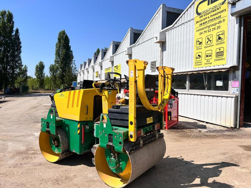 Ammann AV26-2 COMPACTEUR ROULEAU TANDEM VIBRANT ARTICULÉ - Úthenger: 3 kép. Ammann AV26-2 COMPACTEUR ROULEAU TANDEM VIBRANT ARTICULÉ - Úthenger: 3 kép.