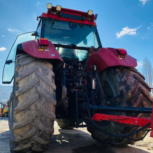 CASE IH CVX 150 - Traktor: 4 kép. CASE IH CVX 150 - Traktor: 4 kép.