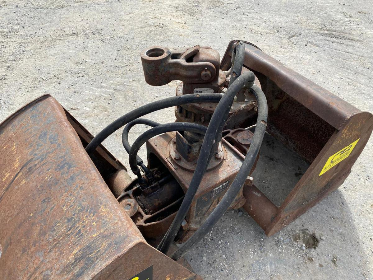 HIAB Benne preneuse CR-4 (NET DE TVA) - Polip kanál: 5 kép. HIAB Benne preneuse CR-4 (NET DE TVA) - Polip kanál: 5 kép.