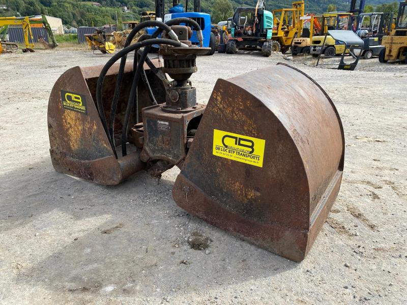 HIAB Benne preneuse CR-4 (NET DE TVA) - Polip kanál: 2 kép. HIAB Benne preneuse CR-4 (NET DE TVA) - Polip kanál: 2 kép.