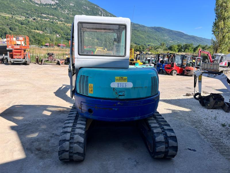 Ihi 40NX MINI-PELLE 4T (NET DE TVA) - Minikotró: 4 kép. Ihi 40NX MINI-PELLE 4T (NET DE TVA) - Minikotró: 4 kép.