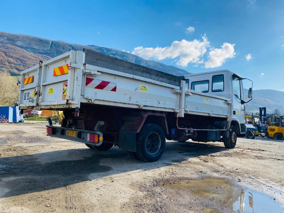 Iveco 75E14 (NET DE TVA) CAMION BENNE 7,5T - Billenőplatós teherautó: 5 kép. Iveco 75E14 (NET DE TVA) CAMION BENNE 7,5T - Billenőplatós teherautó: 5 kép.