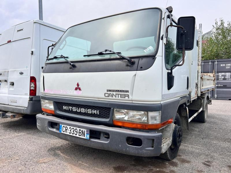 Mitsubishi Canter FB634 D CAMION BENNE (NET DE TVA) - Billenőplatós kisteherautó: 1 kép. Mitsubishi Canter FB634 D CAMION BENNE (NET DE TVA) - Billenőplatós kisteherautó: 1 kép.