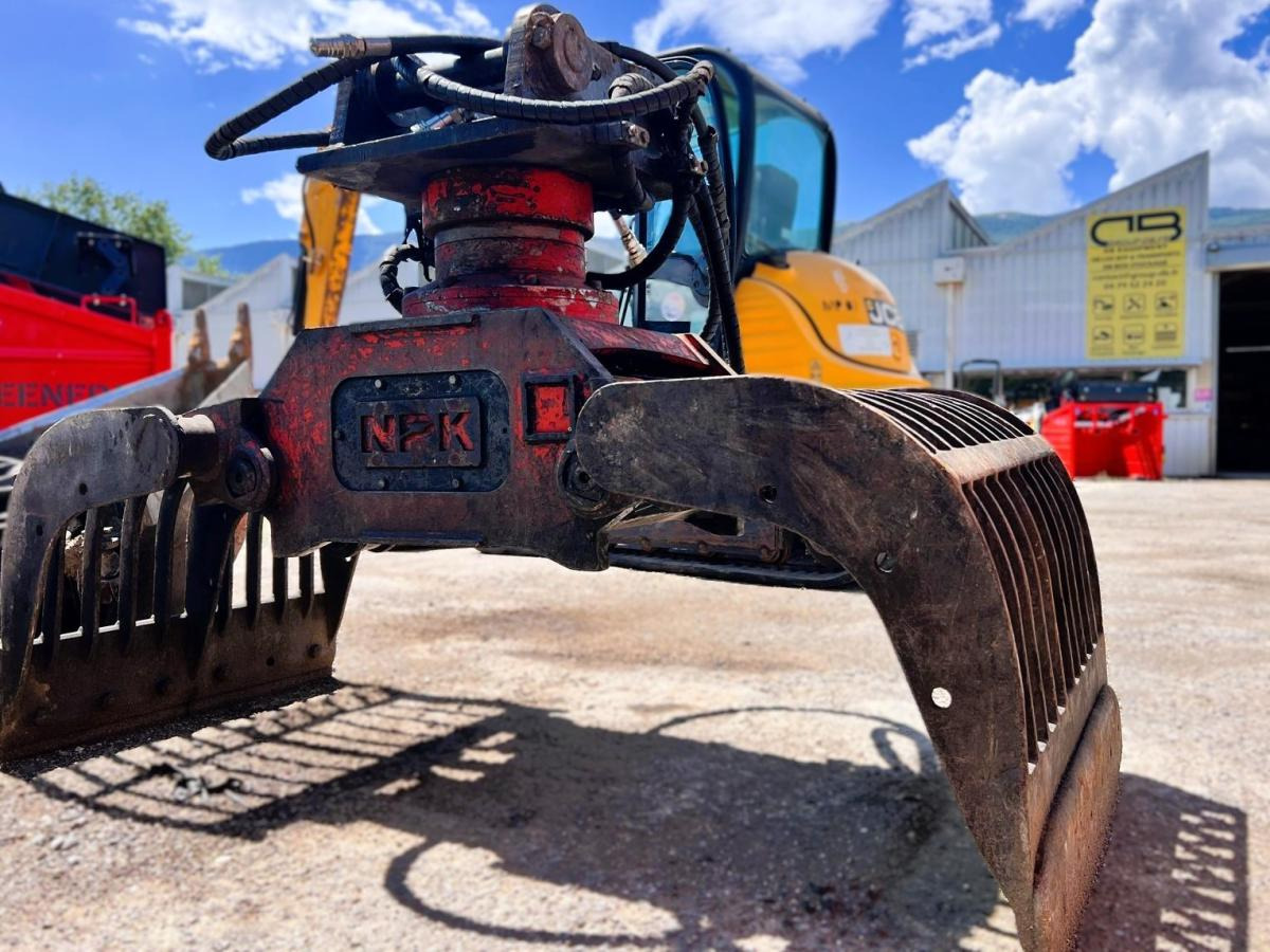 NPK DG-14 Pince de tri pour pelle de 8 à 15T - Polip kanál - Építőipari gépek: 1 kép. NPK DG-14 Pince de tri pour pelle de 8 à 15T - Polip kanál - Építőipari gépek: 1 kép.