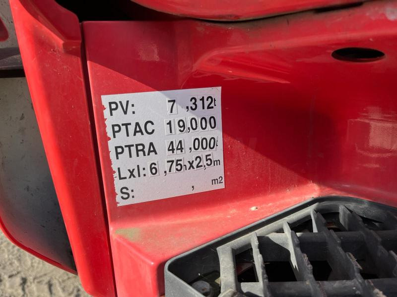 Nyergesvontató RENAULT Tracteur TRUCKS PREMIUM 420.19 4x2: 14 kép.
