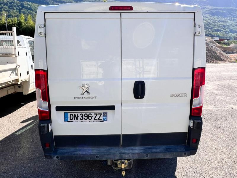 Peugeot Boxer 2 2,2L HDI 130 L2H1 - Furgon: 4 kép. Peugeot Boxer 2 2,2L HDI 130 L2H1 - Furgon: 4 kép.