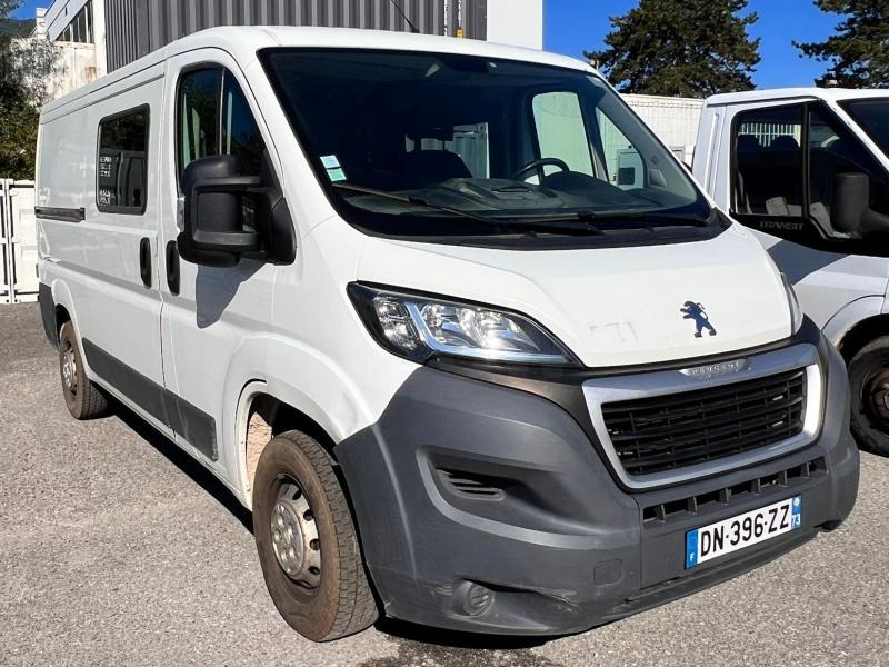 Peugeot Boxer 2 2,2L HDI 130 L2H1 - Furgon: 3 kép. Peugeot Boxer 2 2,2L HDI 130 L2H1 - Furgon: 3 kép.