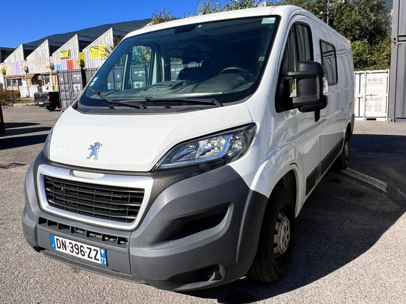 Peugeot Boxer 2 2,2L HDI 130 L2H1 - Furgon: 1 kép. Peugeot Boxer 2 2,2L HDI 130 L2H1 - Furgon: 1 kép.