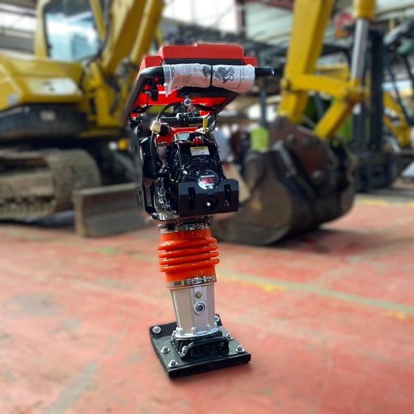 Spatmat Pilonneuse 65Kg Neuve SPATMAT SG70H - Döngölőgép: 4 kép. Spatmat Pilonneuse 65Kg Neuve SPATMAT SG70H - Döngölőgép: 4 kép.