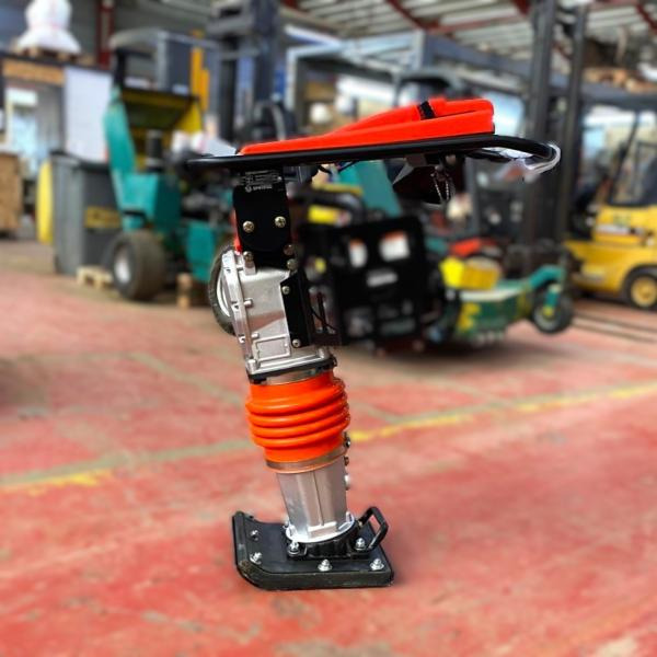 Spatmat Pilonneuse 65Kg Neuve SPATMAT SG70H - Döngölőgép: 3 kép. Spatmat Pilonneuse 65Kg Neuve SPATMAT SG70H - Döngölőgép: 3 kép.