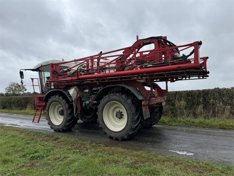 Agrifac Condor 36m Self Propelled Sprayer - Függesztett permetező: 2 kép. Agrifac Condor 36m Self Propelled Sprayer - Függesztett permetező: 2 kép.