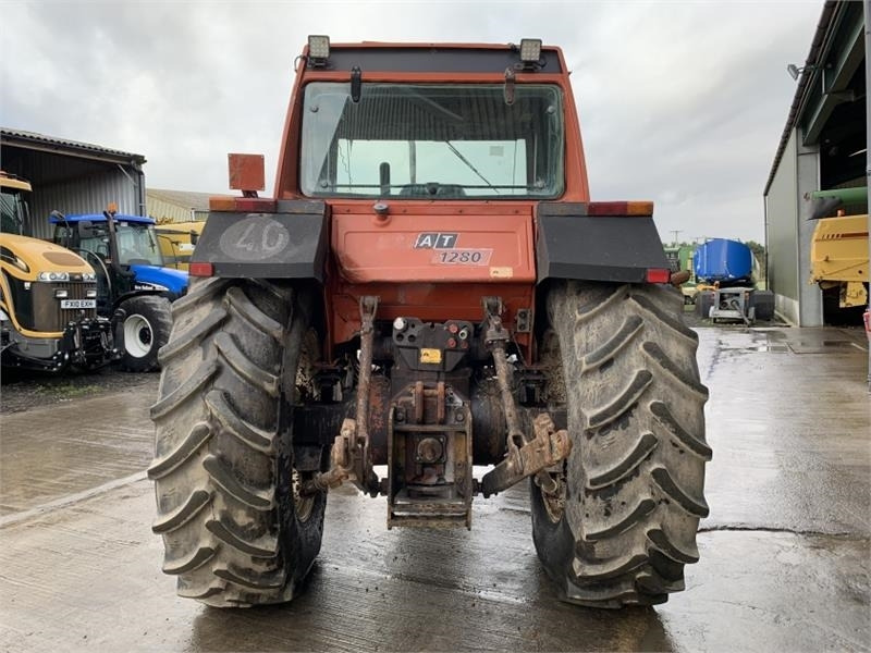 Fiat 1280 Turbo 2WD - Traktor: 5 kép. Fiat 1280 Turbo 2WD - Traktor: 5 kép.