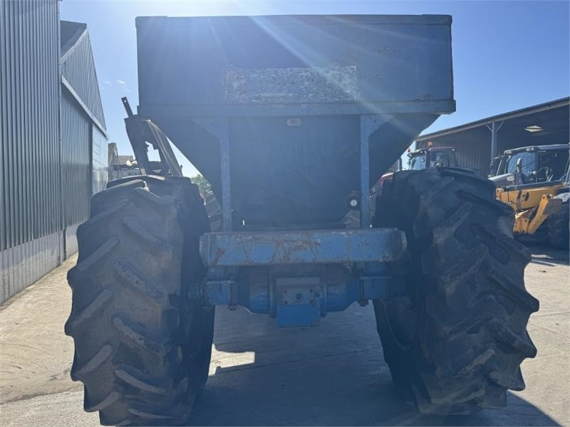 Ford 5610 Dual Power Gravel Cart - Csuklós dömper: 5 kép. Ford 5610 Dual Power Gravel Cart - Csuklós dömper: 5 kép.