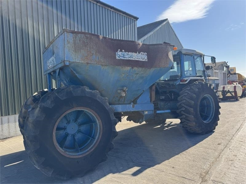 Ford 5610 Dual Power Gravel Cart - Csuklós dömper: 4 kép. Ford 5610 Dual Power Gravel Cart - Csuklós dömper: 4 kép.