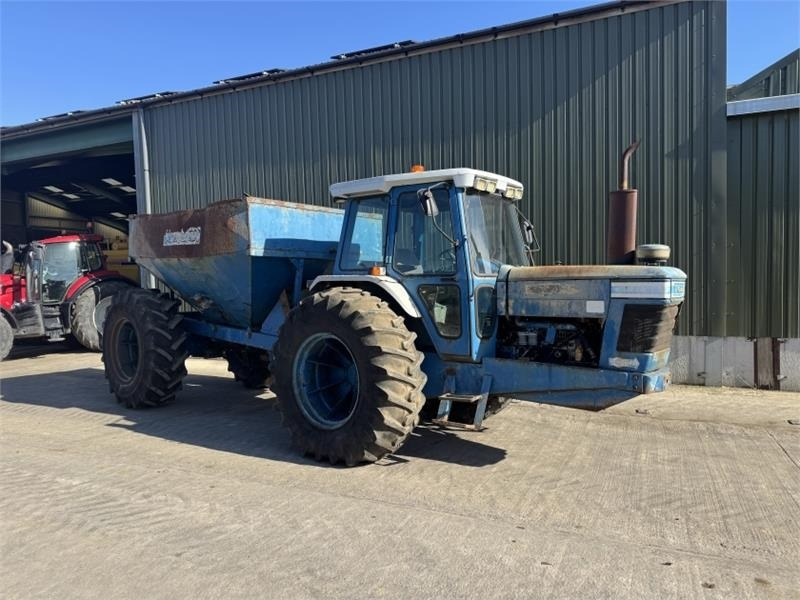 Ford 5610 Dual Power Gravel Cart - Csuklós dömper: 3 kép. Ford 5610 Dual Power Gravel Cart - Csuklós dömper: 3 kép.