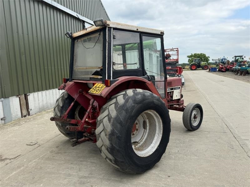 International 533 Tractor - Traktor: 4 kép. International 533 Tractor - Traktor: 4 kép.