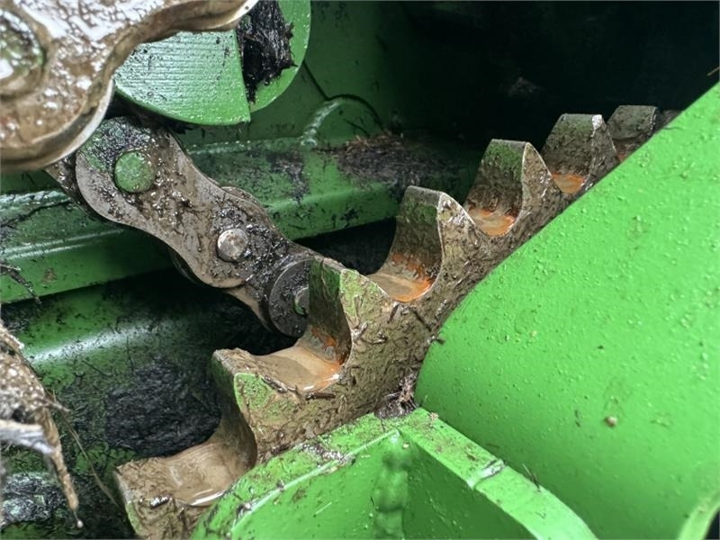 Rendfelszedő Keenan MechFiber 365 SP Feed Wagon: 18 kép.