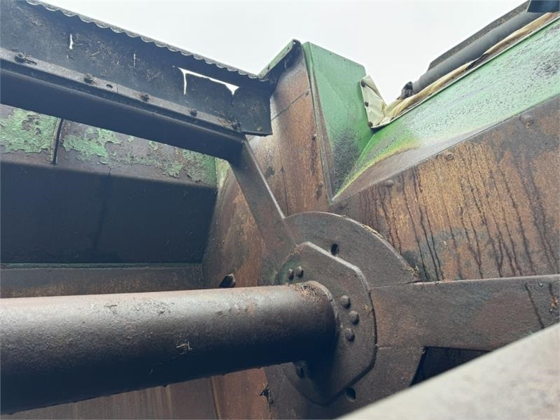Rendfelszedő Keenan MechFiber 365 SP Feed Wagon: 13 kép.