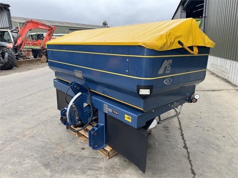 Krm Bogbale Fert Spreader - Műtrágyaszóró: 3 kép. Krm Bogbale Fert Spreader - Műtrágyaszóró: 3 kép.