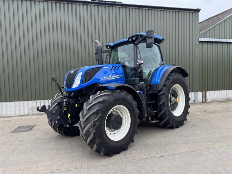 New Holland New Holland T7.300 Auto Command **3000 Hour Warran - Traktor: 1 kép. New Holland New Holland T7.300 Auto Command **3000 Hour Warran - Traktor: 1 kép.