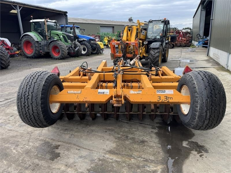 Simba 3.3m Cultipress - Talajmaró: 3 kép. Simba 3.3m Cultipress - Talajmaró: 3 kép.