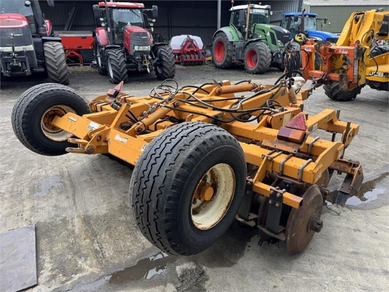 Simba 3.3m Cultipress - Talajmaró: 4 kép. Simba 3.3m Cultipress - Talajmaró: 4 kép.