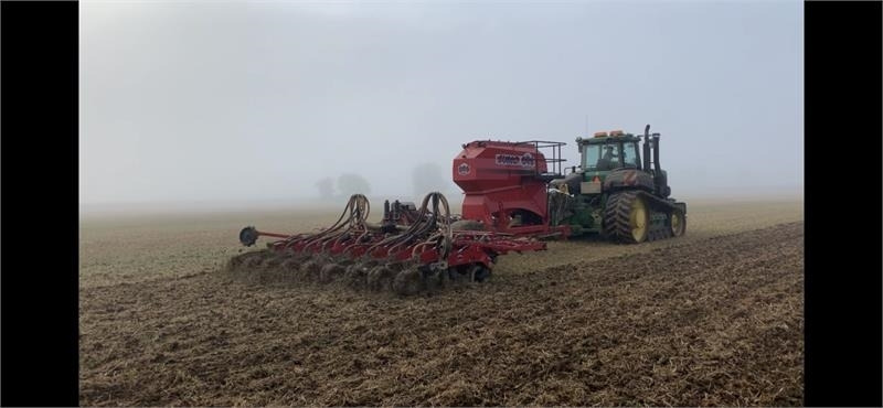 Sumo DTS 6m **Video Below** - Kombinált vetőgép: 4 kép. Sumo DTS 6m **Video Below** - Kombinált vetőgép: 4 kép.