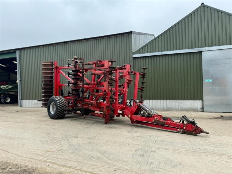 Sumo Sumo Quatro 6m Cultivator - Talajmaró: 1 kép. Sumo Sumo Quatro 6m Cultivator - Talajmaró: 1 kép.