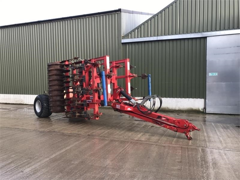 Talajmaró Sumo Sumo Trio 4.5m Trailed Cultivator: 1 kép.