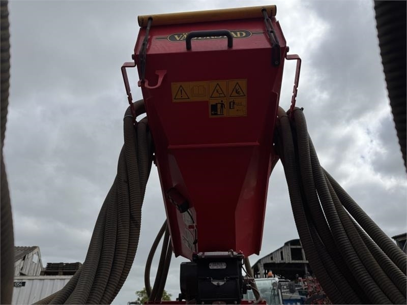 Vaderstad Vaderstad Bio Drill 360 - Kombinált vetőgép: 3 kép. Vaderstad Vaderstad Bio Drill 360 - Kombinált vetőgép: 3 kép.