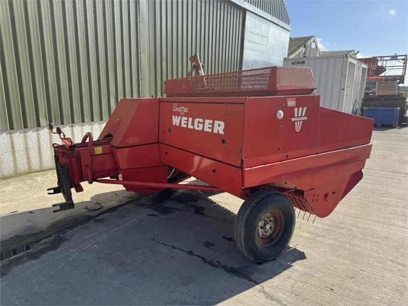 Welger West Mac AP630 Square Baler - Kocka bálázó: 5 kép. Welger West Mac AP630 Square Baler - Kocka bálázó: 5 kép.