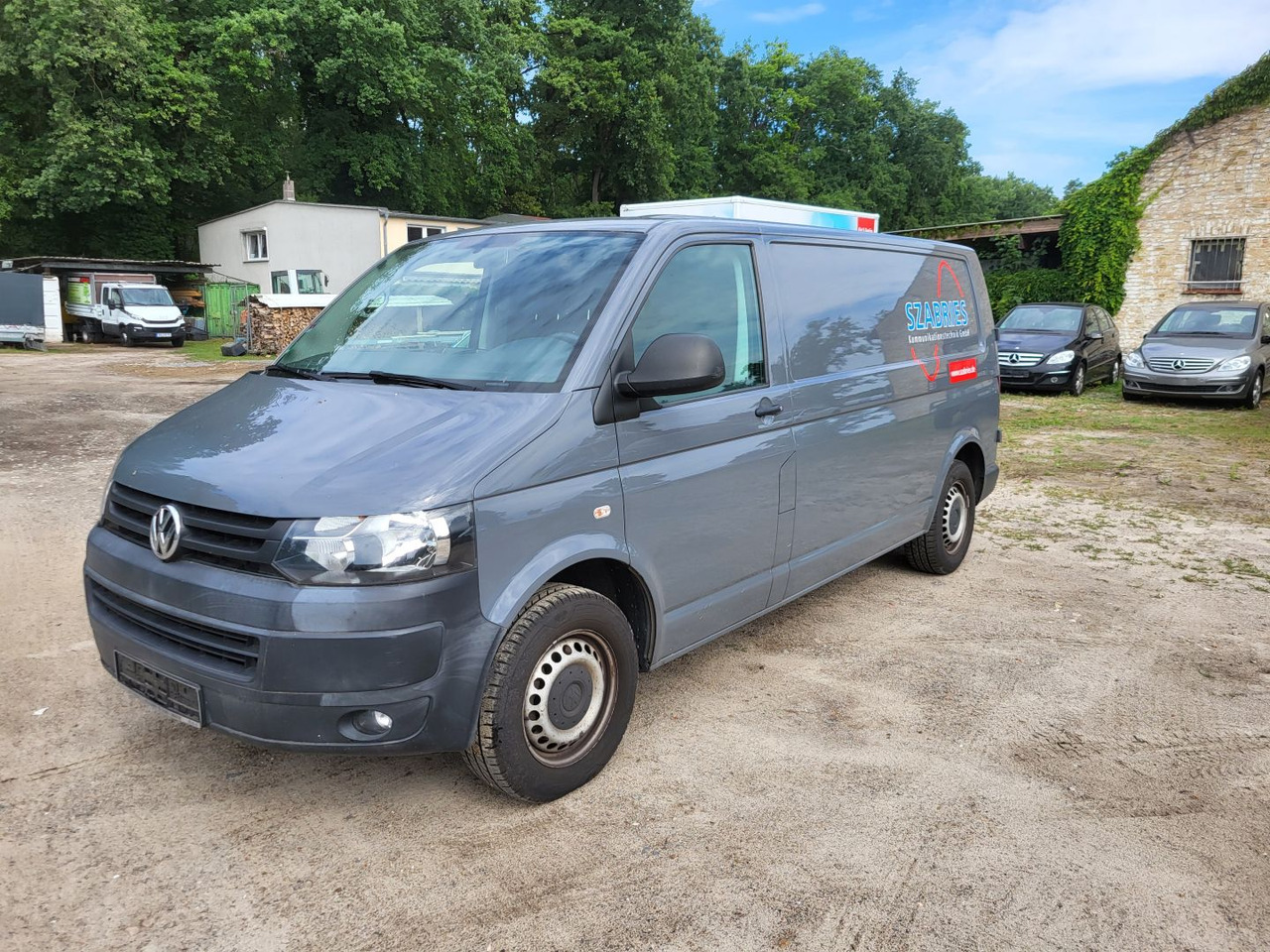 VOLKSWAGEN T5 Typ 7J0 - Furgon: 1 kép. VOLKSWAGEN T5 Typ 7J0 - Furgon: 1 kép.