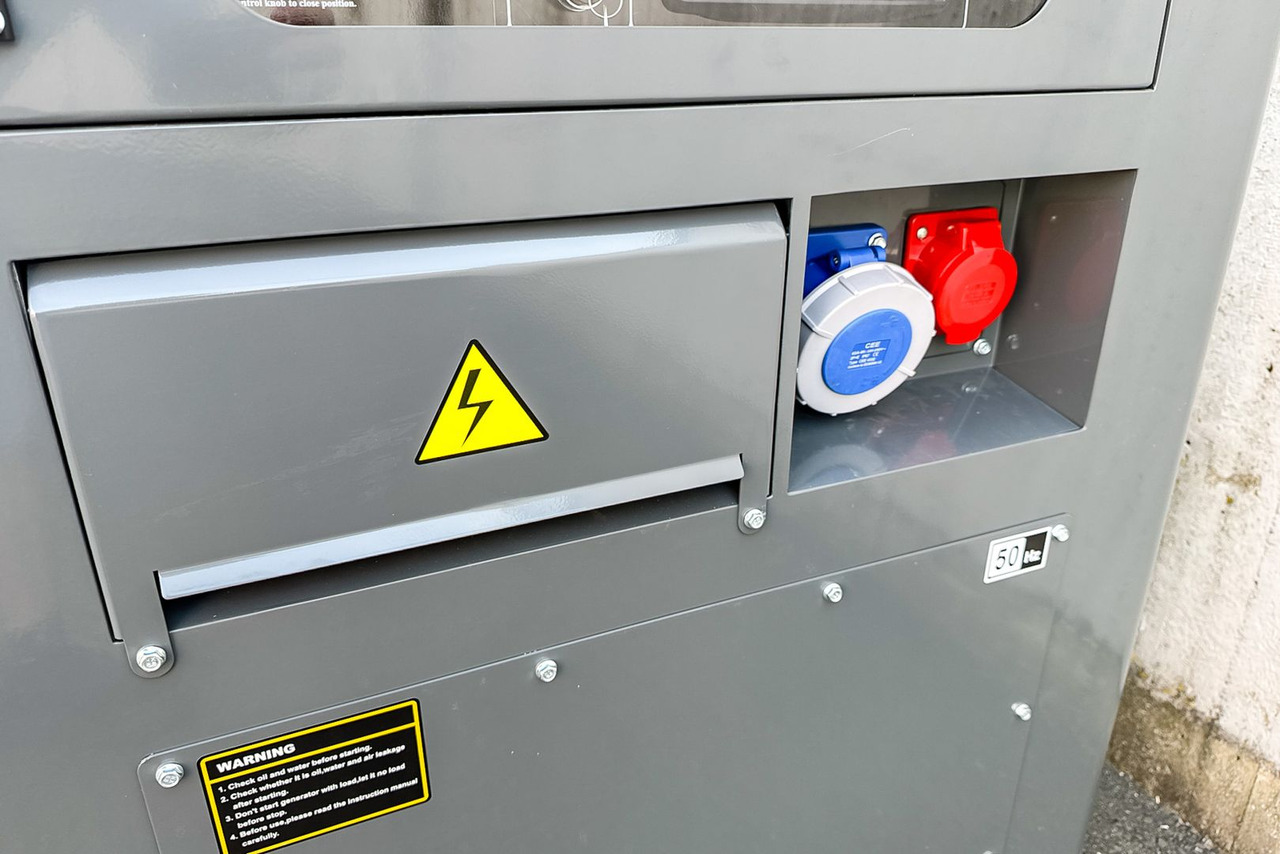 Vario Tech Dieselgenerator VT-GF2-30KW Super Silent + ATS - Áramfejlesztő: 5 kép. Vario Tech Dieselgenerator VT-GF2-30KW Super Silent + ATS - Áramfejlesztő: 5 kép.
