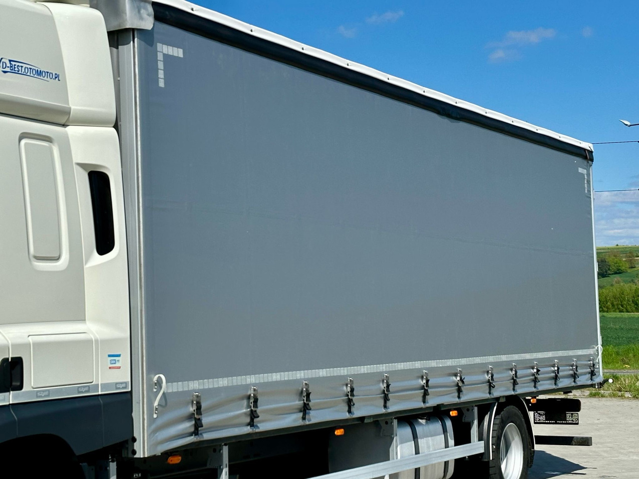 Ponyvás teherautó DAF CF 320 / FIRANKA / 21 EUROPALET / SYPIALKA / AUTOMAT / KLIMA POSTOJOWA / 2021 ROK TO: 16 kép.