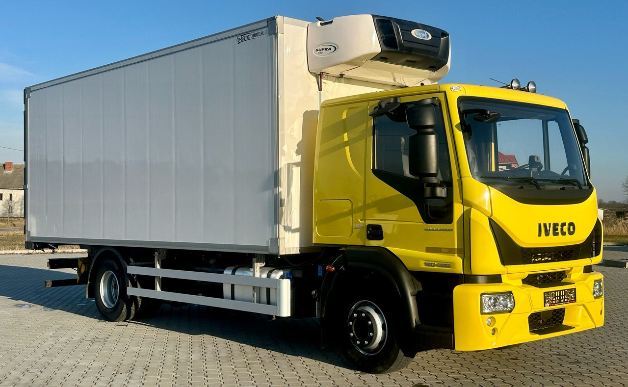 IVECO EUROCARGO 160-280 / CHŁODNIA / 6.1 M DŁUGOŚCI / 15 EUROPALET / AUTOMAT / SYPIALKA / NISKI PRZEBIEG / 16 TON DMC / CARRIER SPALINOWO - ELEKTRYCZNY / 2018 ROK - Hűtős teherautó: 1 kép. IVECO EUROCARGO 160-280 / CHŁODNIA / 6.1 M DŁUGOŚCI / 15 EUROPALET / AUTOMAT / SYPIALKA / NISKI PRZEBIEG / 16 TON DMC / CARRIER SPALINOWO - ELEKTRYCZNY / 2018 ROK - Hűtős teherautó: 1 kép.