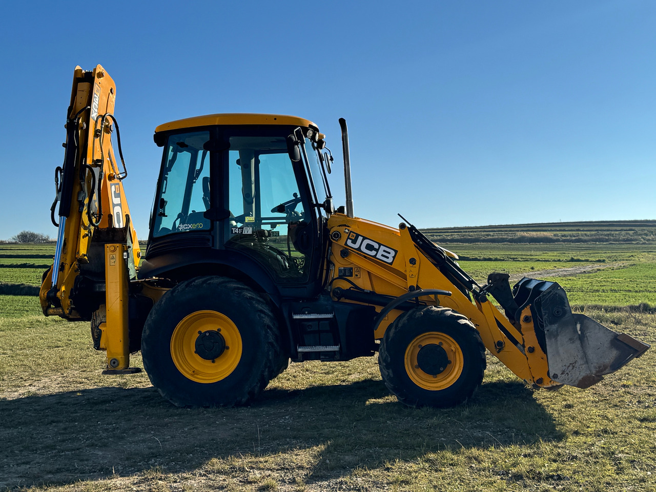 JCB 3CX / KOPARKO-ŁADOWARKA / 2019 ROK / 4200 MTH / KLIMATYZACJA / SPROWADZONA - Kotrórakodó: 5 kép. JCB 3CX / KOPARKO-ŁADOWARKA / 2019 ROK / 4200 MTH / KLIMATYZACJA / SPROWADZONA - Kotrórakodó: 5 kép.