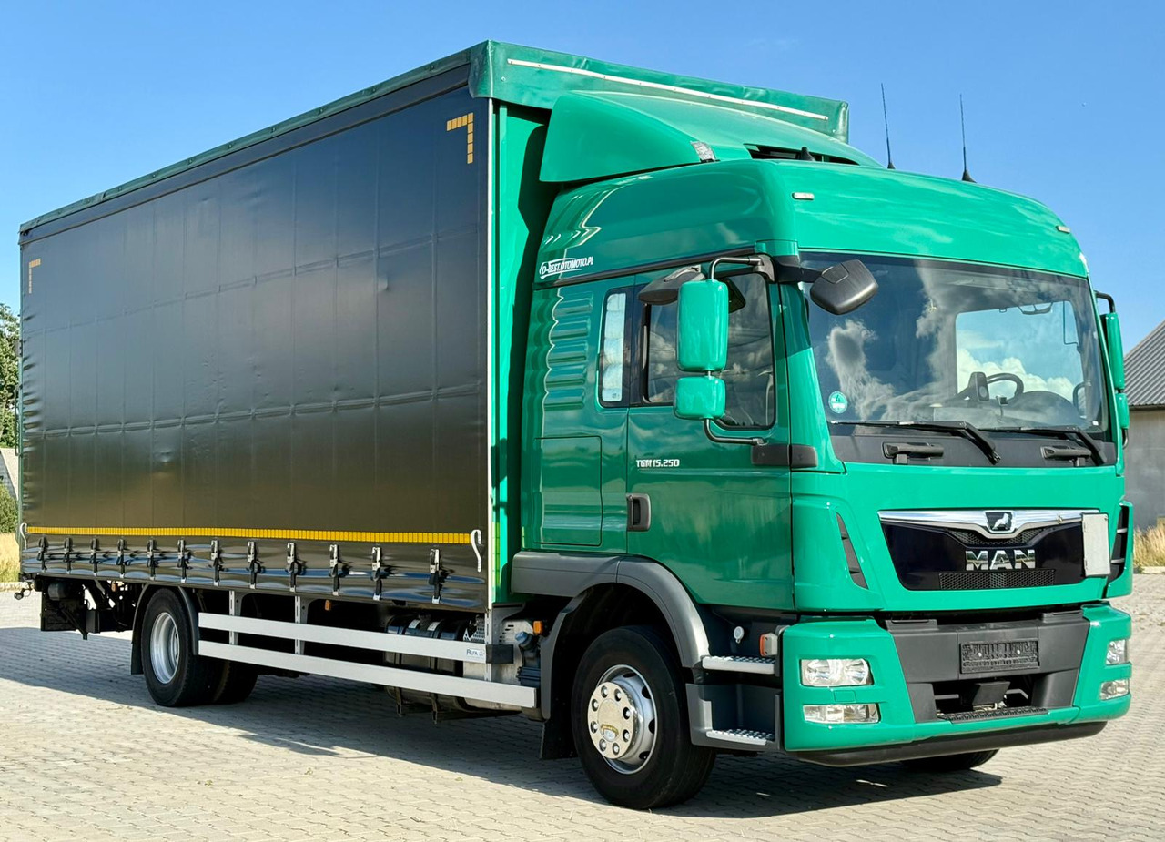 MAN TGM 12.250 / TGL 12.250 / FIRANKA / WINDA / AUTOMAT / 18 PALET / SYPIALKA / 2017 ROK - Ponyvás teherautó: 1 kép. MAN TGM 12.250 / TGL 12.250 / FIRANKA / WINDA / AUTOMAT / 18 PALET / SYPIALKA / 2017 ROK - Ponyvás teherautó: 1 kép.
