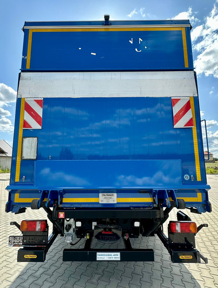 MAN TGM 15.290 / FIRANKA / WINDA / AUTOMAT / 2021 ROK / 18 EUROPALET / 15 T DMC - Ponyvás teherautó: 5 kép. MAN TGM 15.290 / FIRANKA / WINDA / AUTOMAT / 2021 ROK / 18 EUROPALET / 15 T DMC - Ponyvás teherautó: 5 kép.