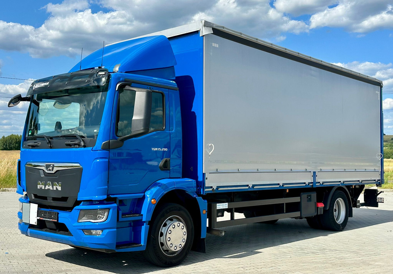 MAN TGM 15.290 / FIRANKA / WINDA / AUTOMAT / 2021 ROK / 18 EUROPALET / 15 T DMC - Ponyvás teherautó: 2 kép. MAN TGM 15.290 / FIRANKA / WINDA / AUTOMAT / 2021 ROK / 18 EUROPALET / 15 T DMC - Ponyvás teherautó: 2 kép.