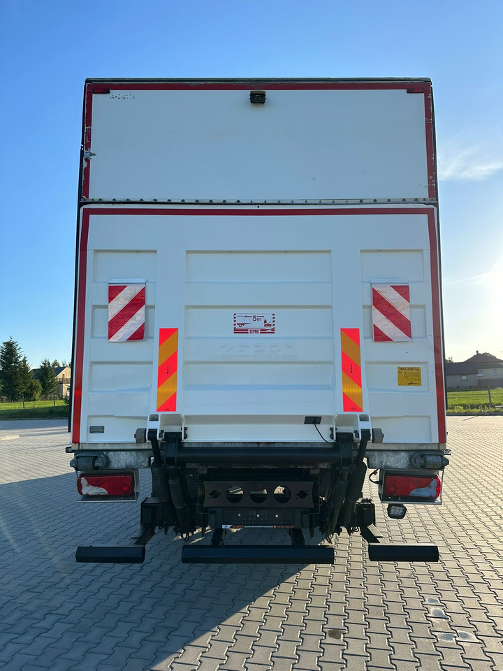 MAN TGM 18.290 / CHŁODNIA / WINDA / 20 EUROPALET / 8.2 M DŁUGOŚCI / 2018 ROK / 410 TYS KM - Hűtős teherautó: 4 kép. MAN TGM 18.290 / CHŁODNIA / WINDA / 20 EUROPALET / 8.2 M DŁUGOŚCI / 2018 ROK / 410 TYS KM - Hűtős teherautó: 4 kép.
