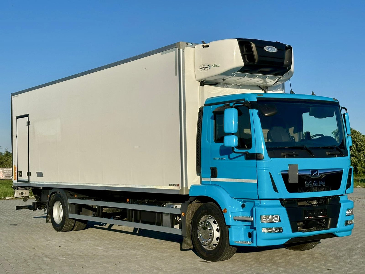 MAN TGM 18.290 / CHŁODNIA / WINDA / 20 EUROPALET / 8.2 M DŁUGOŚCI / 2018 ROK / 410 TYS KM - Hűtős teherautó: 1 kép. MAN TGM 18.290 / CHŁODNIA / WINDA / 20 EUROPALET / 8.2 M DŁUGOŚCI / 2018 ROK / 410 TYS KM - Hűtős teherautó: 1 kép.
