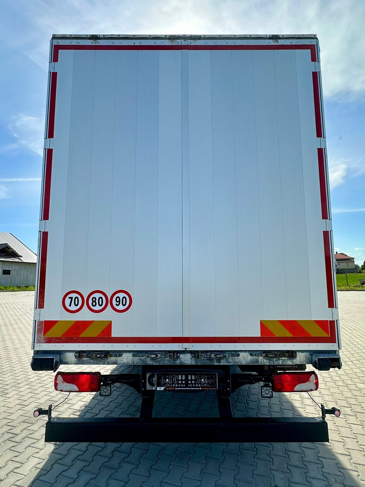 SCANIA R410 / FIRANKA / 21 EUROPALET / 8.5 M DŁUGOŚCI / 6x2 / PODWIESZA - Ponyvás teherautó: 5 kép. SCANIA R410 / FIRANKA / 21 EUROPALET / 8.5 M DŁUGOŚCI / 6x2 / PODWIESZA - Ponyvás teherautó: 5 kép.