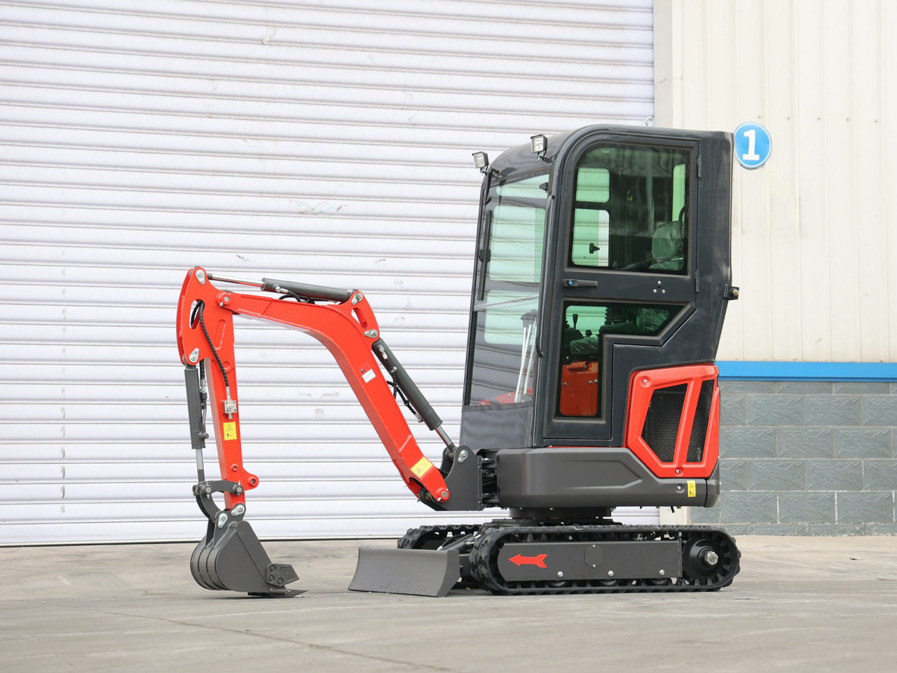 KUBOTA Diesel Mini excavator 1.6 Ton - Müller Machinery MB 16 - KSH - Minikotró: 4 kép. KUBOTA Diesel Mini excavator 1.6 Ton - Müller Machinery MB 16 - KSH - Minikotró: 4 kép.