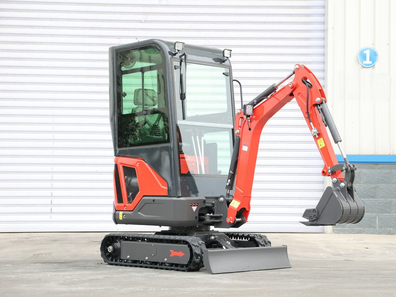 KUBOTA Diesel Mini excavator 1.6 Ton - Müller Machinery MB 16 - VKSH - Minikotró: 1 kép. KUBOTA Diesel Mini excavator 1.6 Ton - Müller Machinery MB 16 - VKSH - Minikotró: 1 kép.